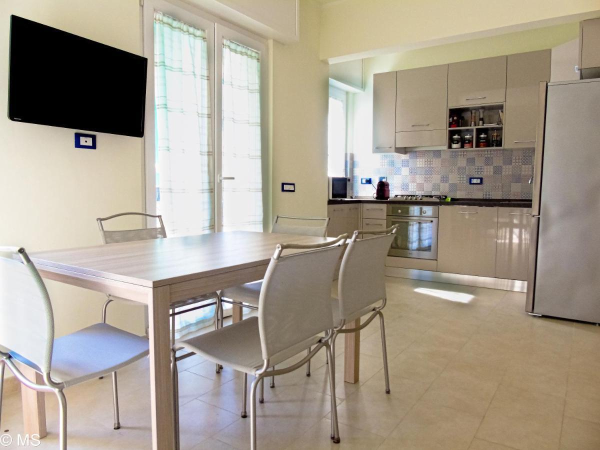 Pietra Home, Posto Auto, Ac ,Wifi, 150Mt Dal Mare Pietra Ligure Eksteriør bilde