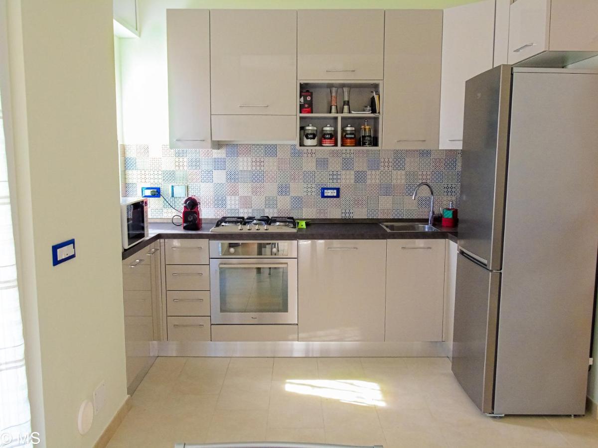 Pietra Home, Posto Auto, Ac ,Wifi, 150Mt Dal Mare Pietra Ligure Eksteriør bilde